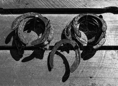 balancing in photography|Understanding Balance and Visual Weig.